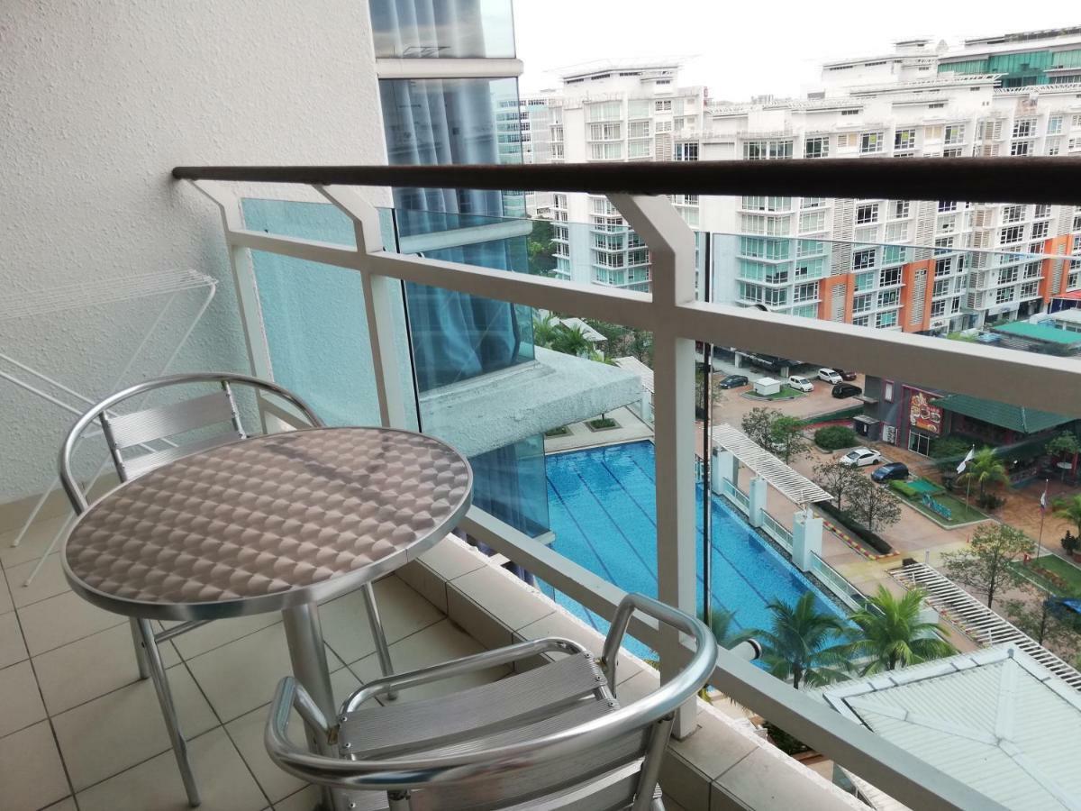 Ara Damansara Oasis Residence, Specious Home 4-8pax, 8min Subang Airport, 10min Sunway Petaling Jaya Bagian luar foto